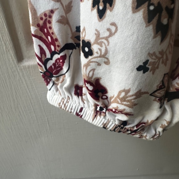 Women's  C&C California paisley, Mao collar, long  sleeves, blouse. Size S. - Picture 6 of 15